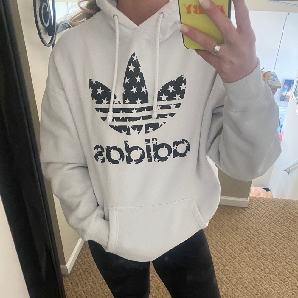 Adidas Sweatshirt